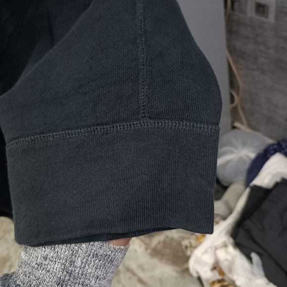 Uniqlo - Picture 4 of 15